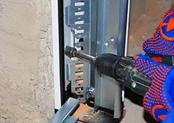 United Garage Doors Washington, DC 202-618-8913 - installation-side